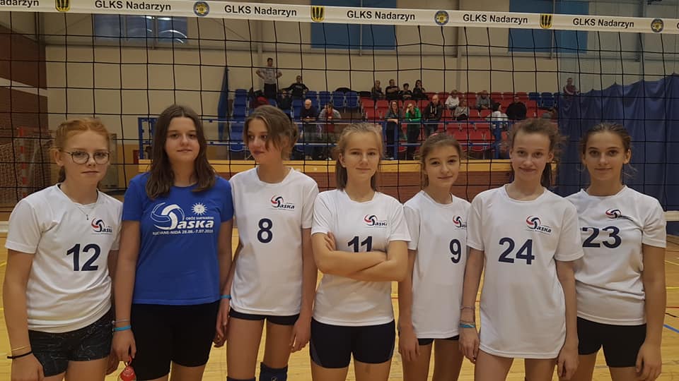 Saska na turnieju „czwórek” dziewcząt w Nadarzynie
