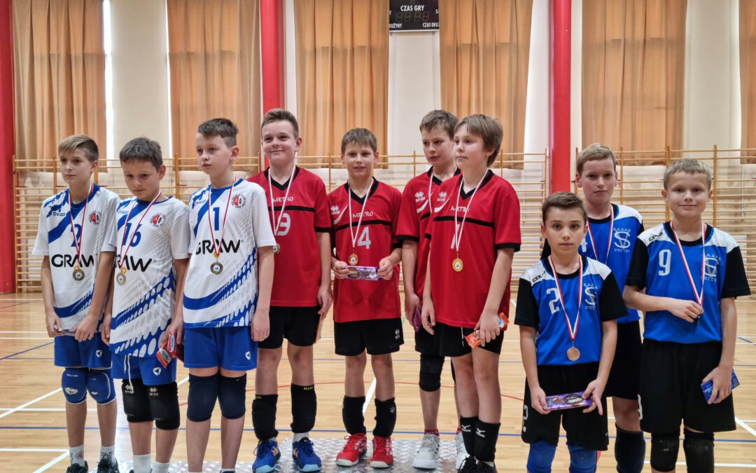 Młodzicy zaczną III lidze, a „trójka” ch. III msc. w Międzyborowie