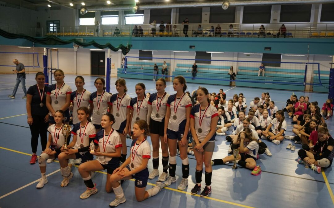 II miejsce młodziczek na turnieju JEDYNKA VOLLEY CUP w Radzyminie