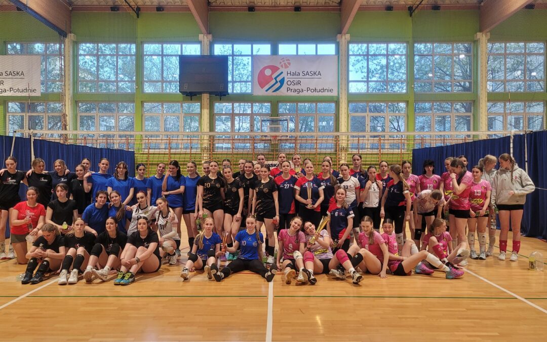 Turniej kadetek/juniorek o Puchar KS SASKA Warszawa wygrywa NIKE Ostrołęka!
