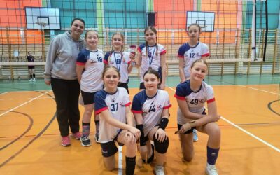 Udany turniej dwójek, trójek i czwórek dziewcząt w Ostrołęce!